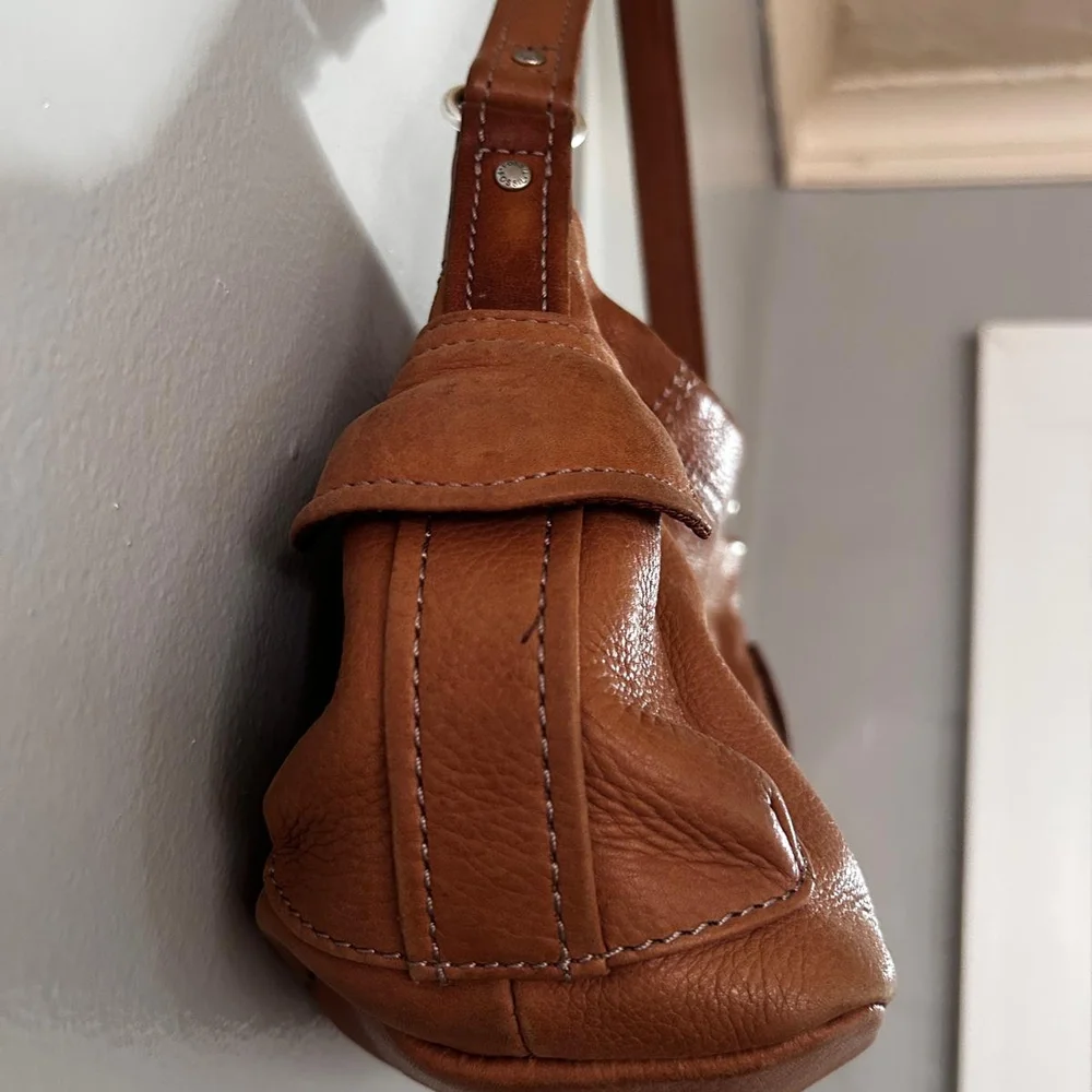Fossil Brown Leather Shoulder Bag - Picture 4 of 5